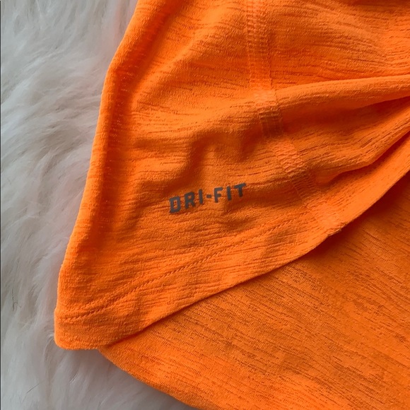 NIKE dry fit orange tank - Picture 3 of 6